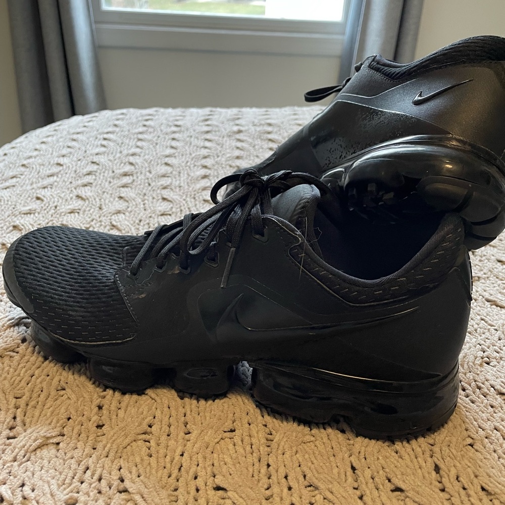 Nike Vapor Max All Black Sz10